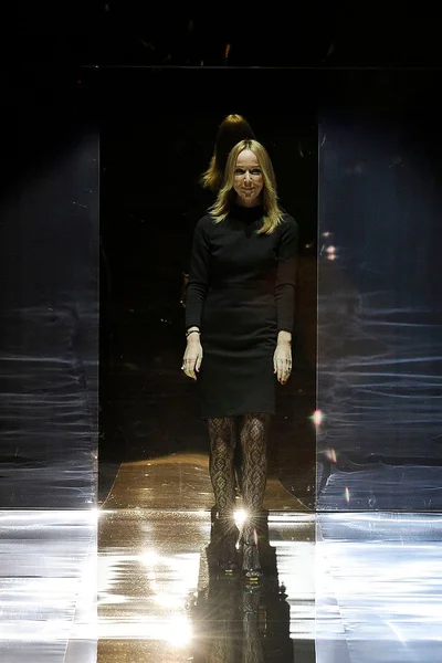 Look 49